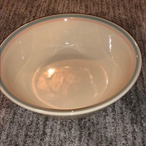 Pfaltzgraff vegetable bowl